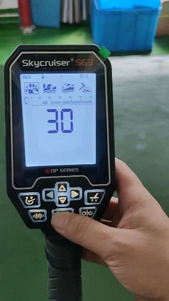 Skycruiser S63 Underground Metal Detector Underwater High Sensitivity Iron Removal Treasure Hunt Gold, Silver, Copper, Aluminum Gold Detector